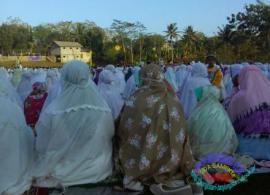 Sholat Idul Adha di lapangan Ketonggo